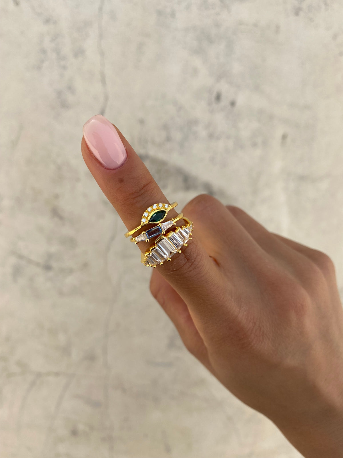 ICE BAGUETTE RING